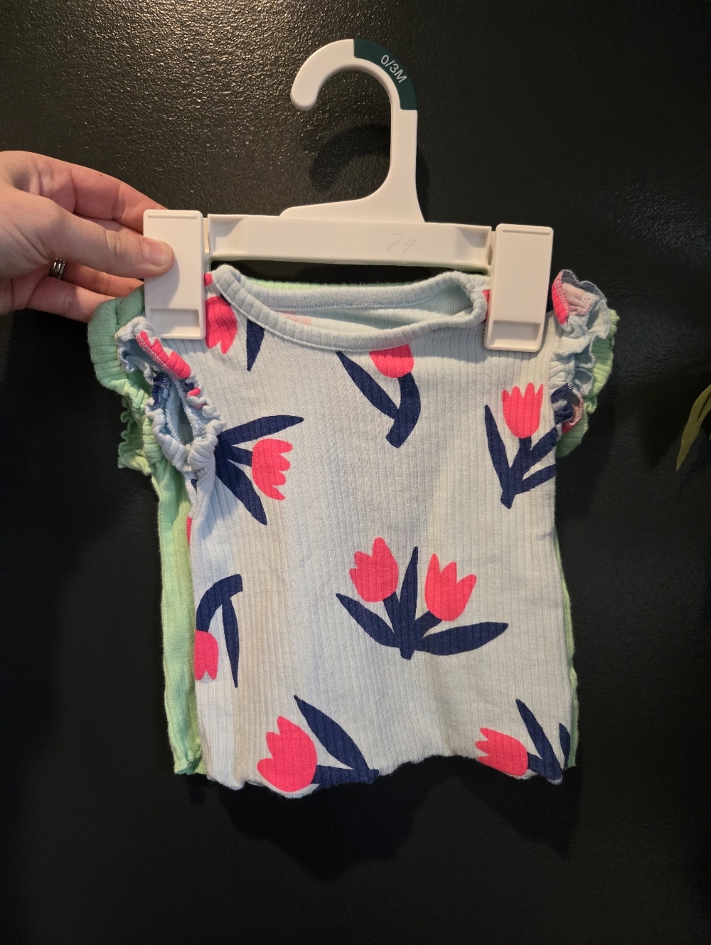Cat & Jack Light Green Ribbed Top & Flower Print Ribbed Ruffle Sleeve Set - Picture 2 of 3